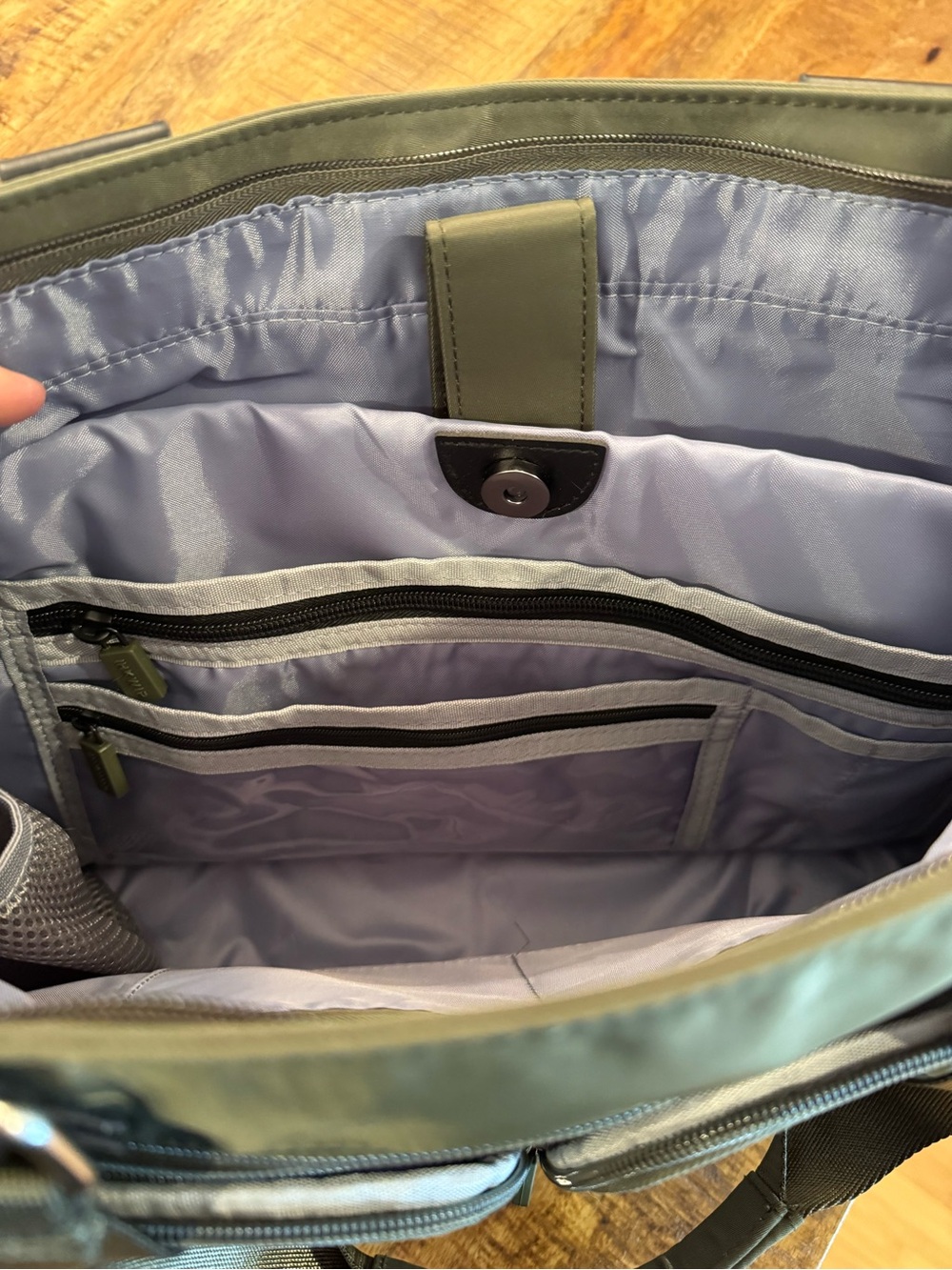Ihkwip TSV Cargo catchall with 2 straps. NWOT - Picture 5 of 8